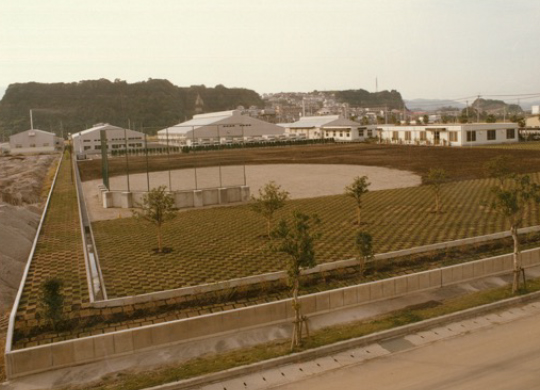 本社及び工場（竣工写真）